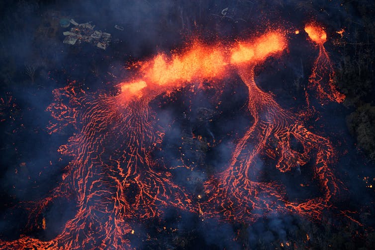 eruptions from Kīlauea volcano place the Hawaiian island on red alert