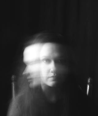 Rencontre Avec Une Presence Le Jour Ou Une Medium M A Raconte