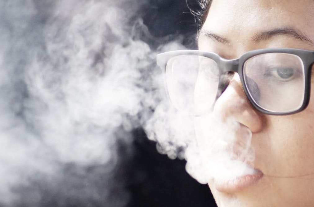 Bahasa gado-gado *a break from* norma sosial dan tabu yang  Bahasa gado-gado *a break from* norma sosial dan tabu yang