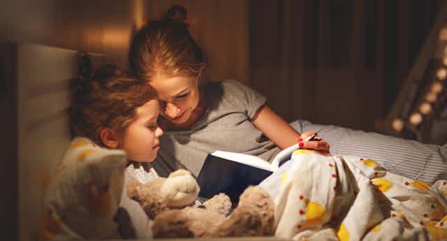 Eight bedtime stories to read to children of all ages