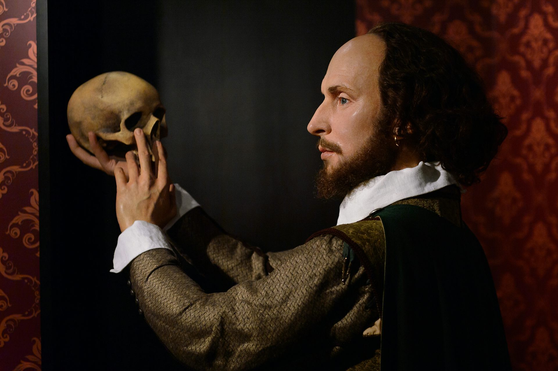 shakespeare in love themes
