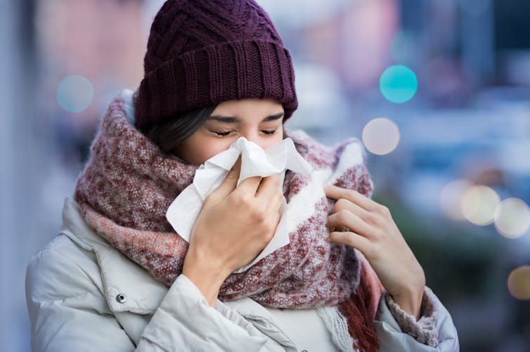 how long should you stay away when you have a cold or the flu?