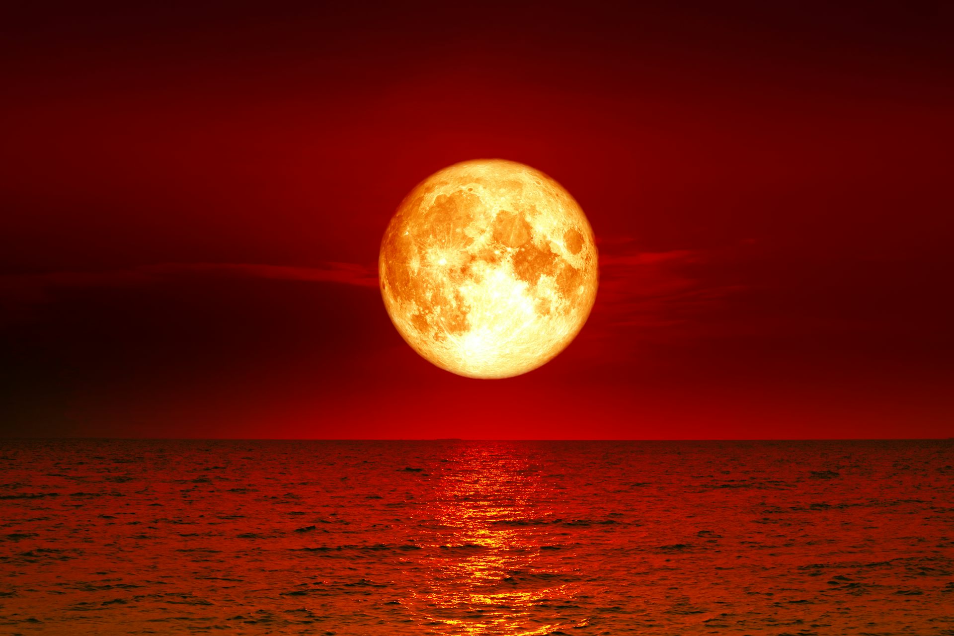 красная луна картинки