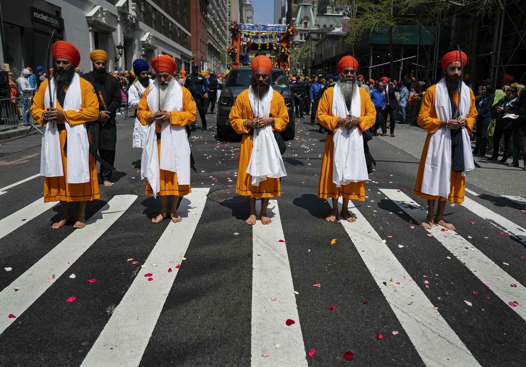 Who are the Sikhs and what are their beliefs?