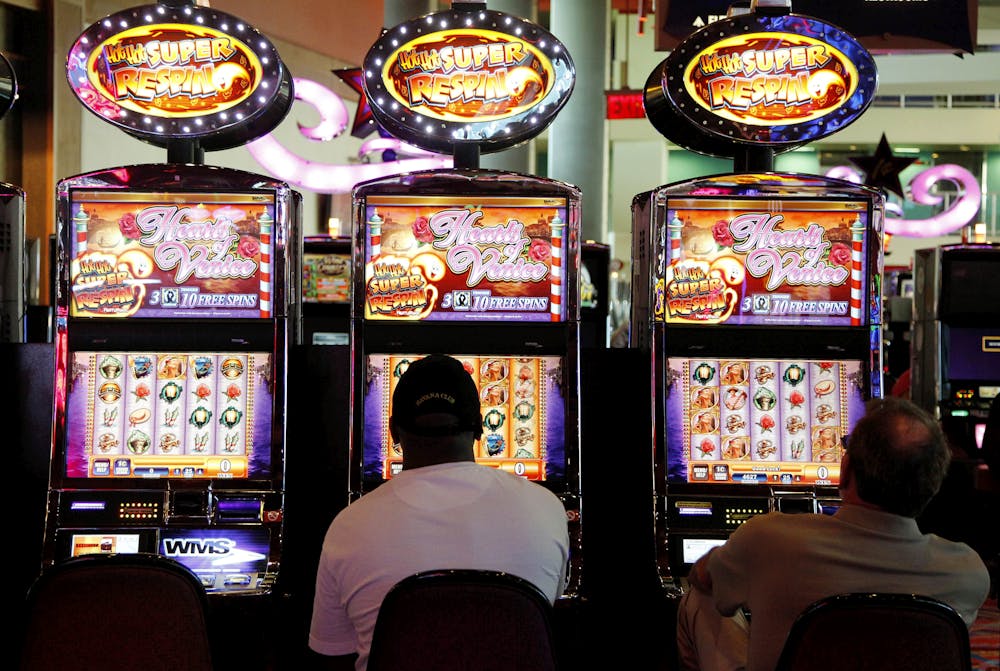 Hitting The Jackpot With Progressive double diamond slot Online เล่นสล็อต Play Slots Machines