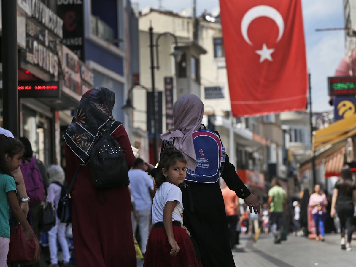 Turkey's currency collapse shows just how vulnerable its economy is to a crisis