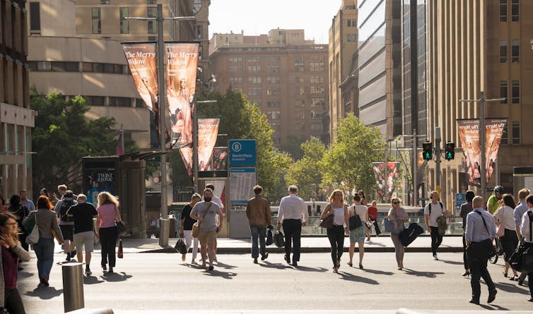 Cycle, walk, drive or train? Weighing up the healthiest (and safest) ways to get around the city