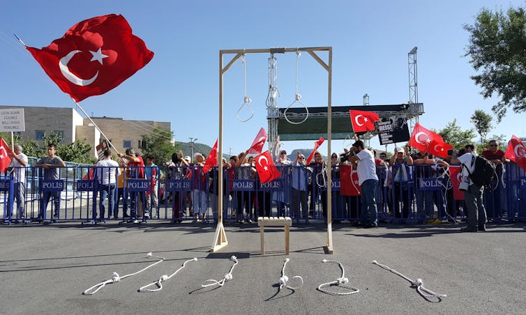 Turkish currency isn't the real problem for Erdoğan, it's democracy