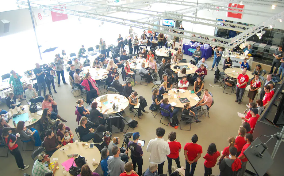 MIT and Harvard: when elite institutions open and hack knowledge