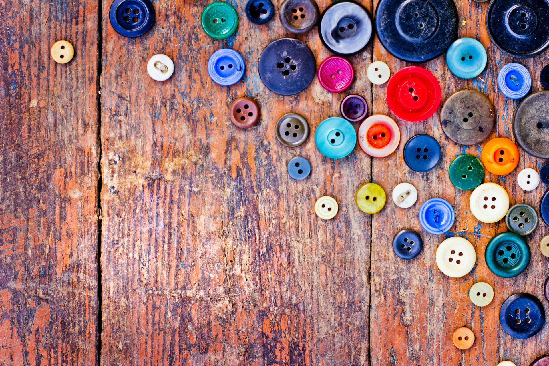 button manufacturing