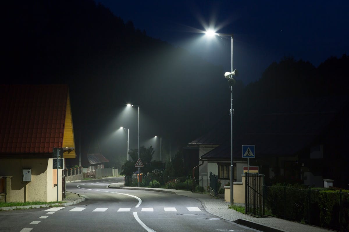 røg Svække diskret The science of street lights: what makes people feel safe at night
