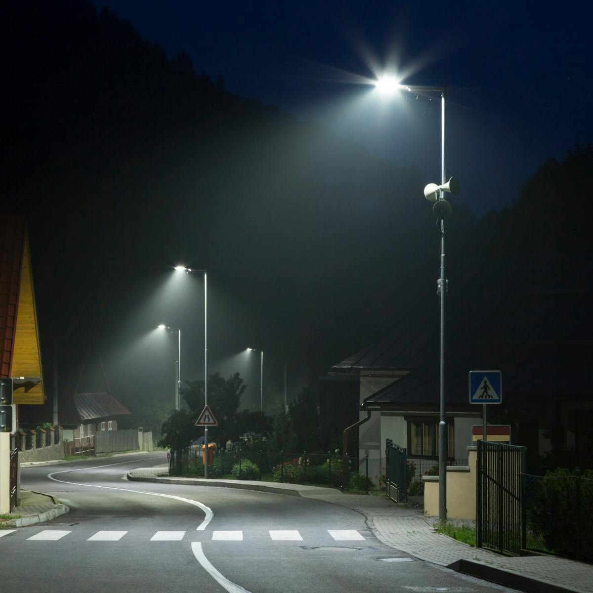 The science of street lights: what makes people feel safe at night