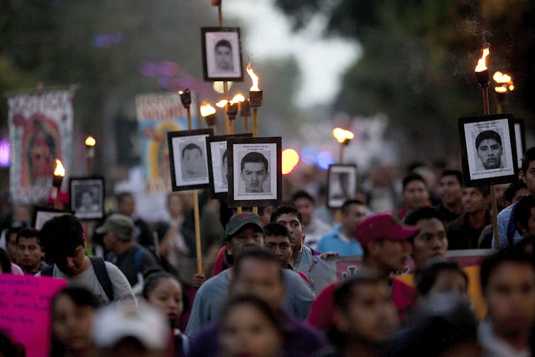 Masacres, desapariciones y 1968: los mexicanos recuerdan a las víctimas de la ‘dictadura perfecta’