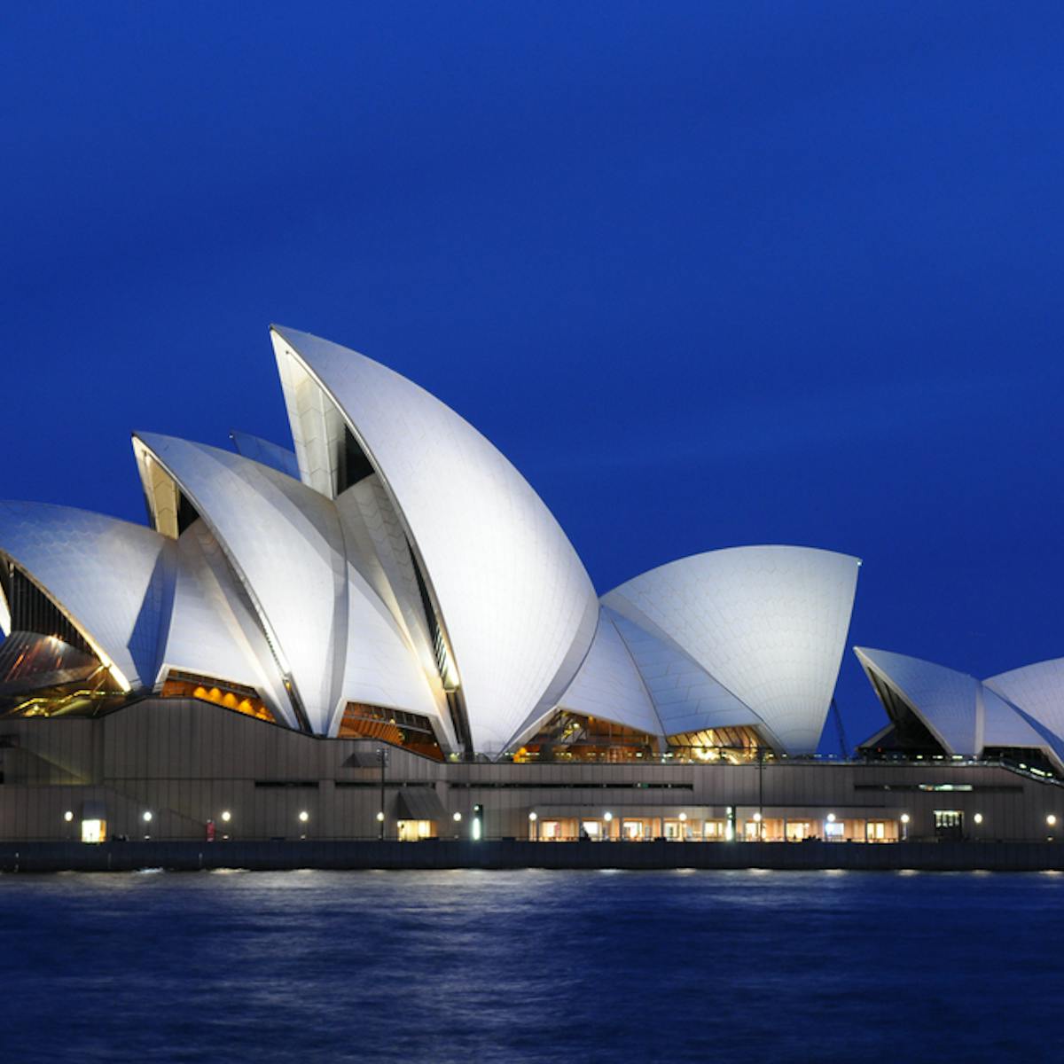 sydney opera house cost overrun
