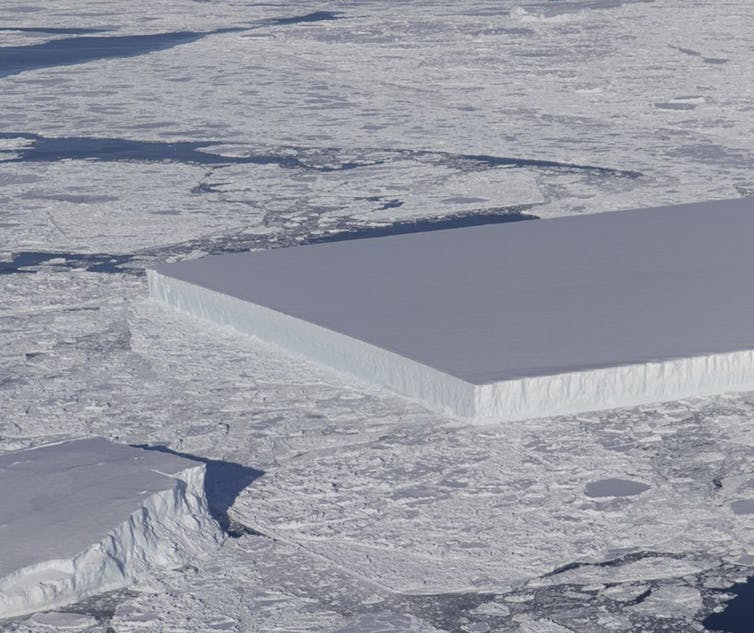 How a near-perfect rectangular iceberg formed