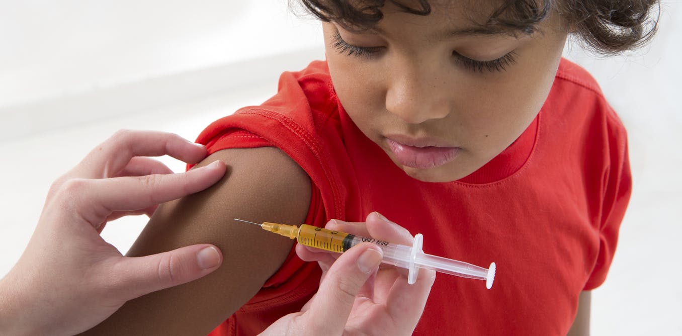 Вакцинация детей. Укол малышу. Иммунизация детей. Профилактика полиомиелита картинки.