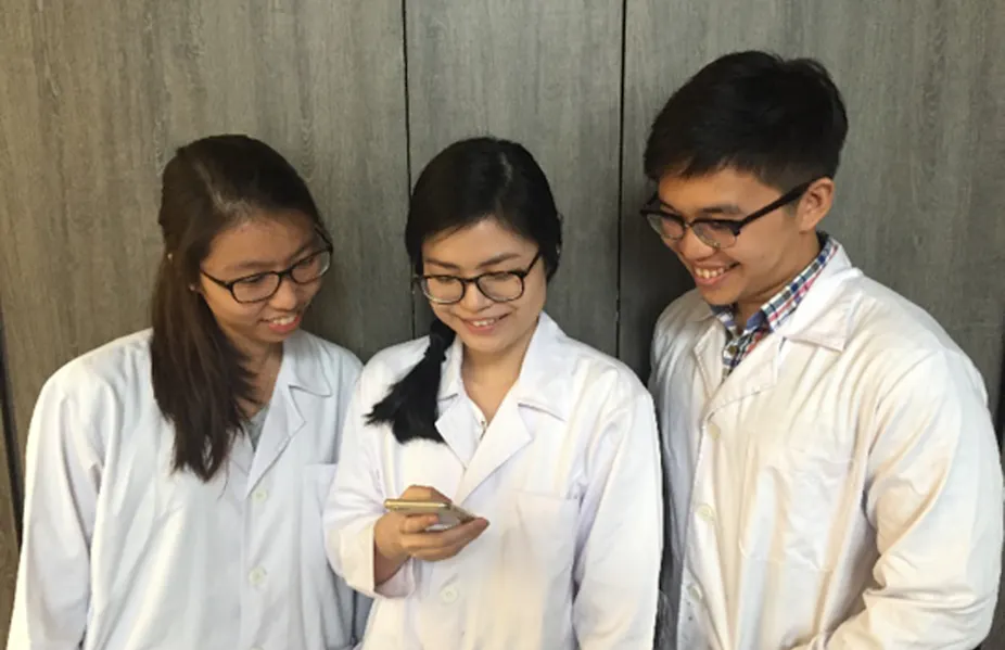 Science Project Snapchat How to use Snapchat in the laboratory for better student engagement