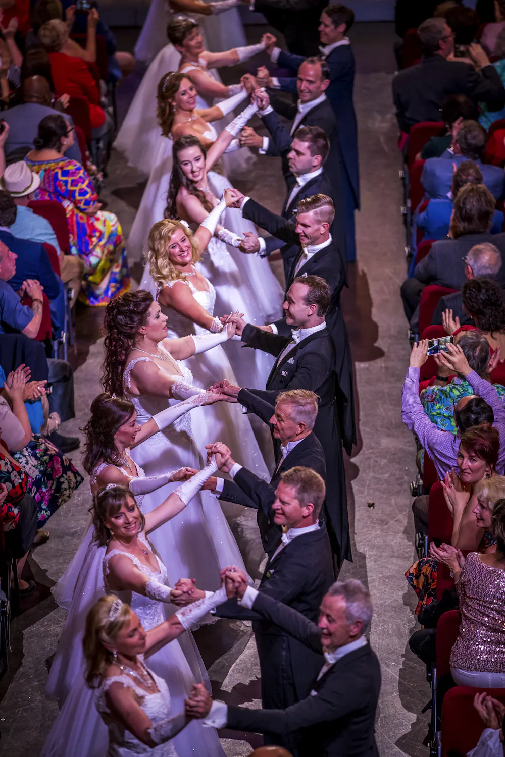Andre Rieu Audience André Rieu gives his audience exactly what they want: entertainment ...