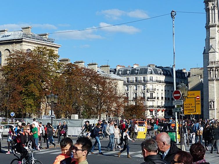 Un París sin coches es posible. Alrededores de Notre-Dame en septiembre de 2015. Foto: Wikimedia