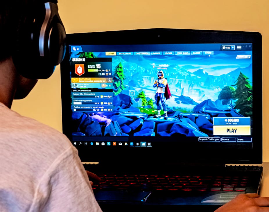 Cours Bambi Comment Le Phenomene Fortnite Bouscule L -