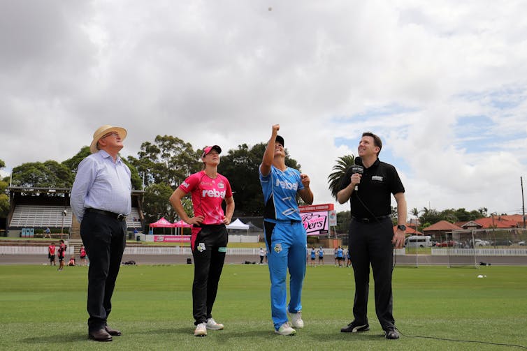 Can the Big Bash League's backyard cricket bat flip truly be fair?