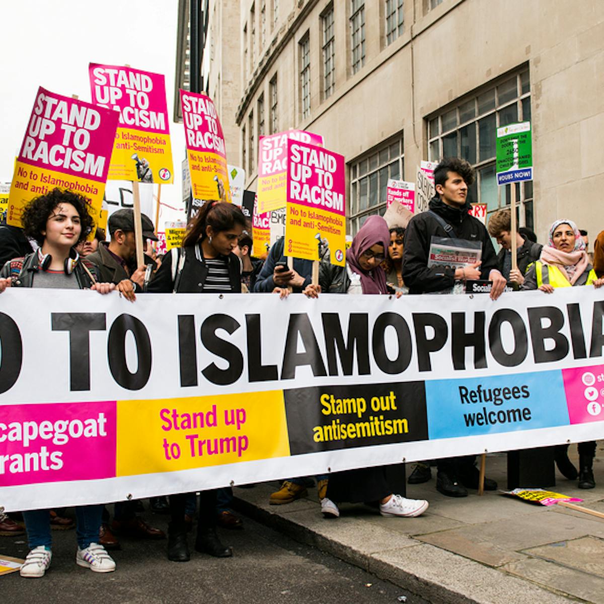 Us Charities Fund Fringe Islamophobia Network Report News Dw 06 05 2019