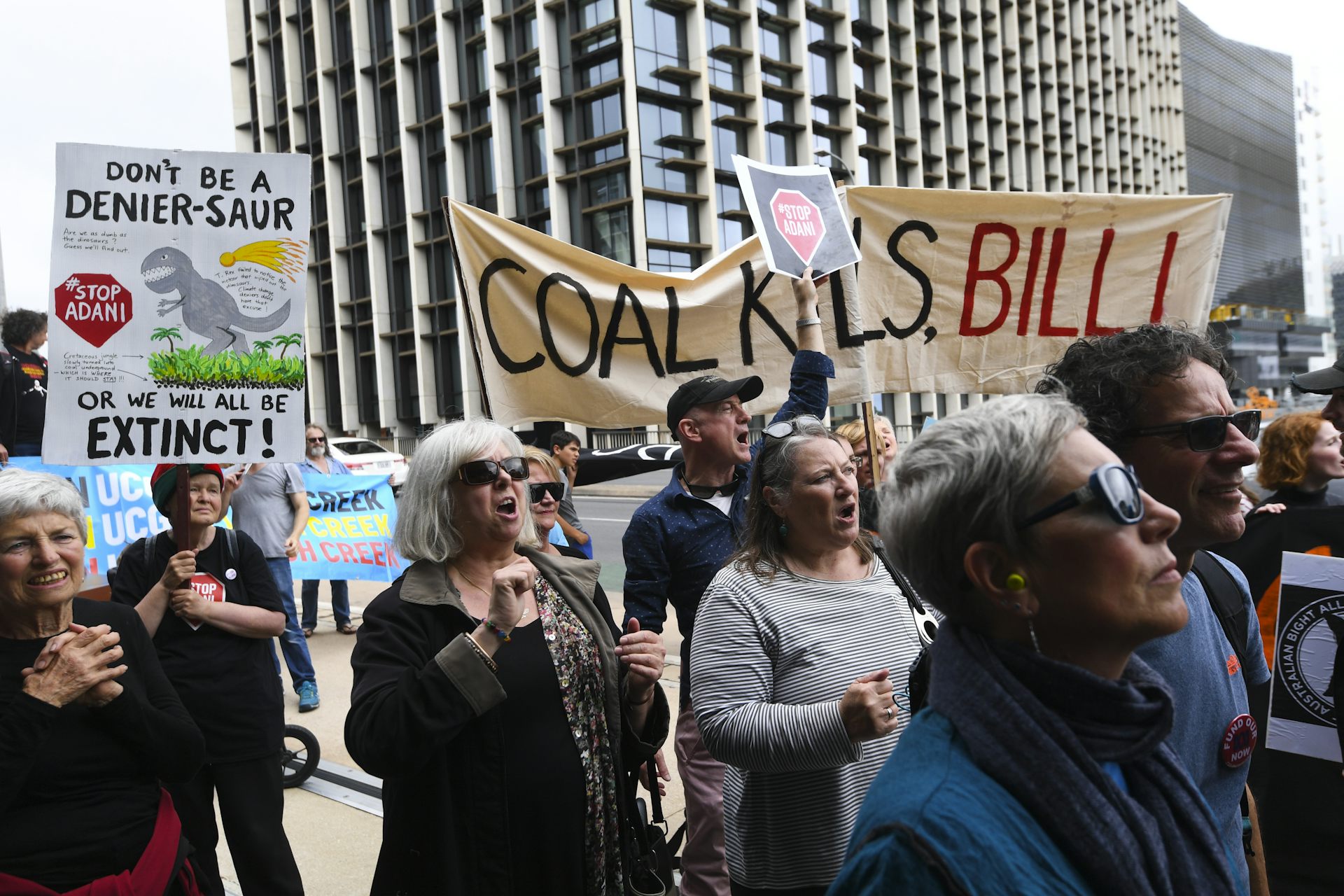 Labor Promises A Comprehensive Overhaul Of Federal Environmental