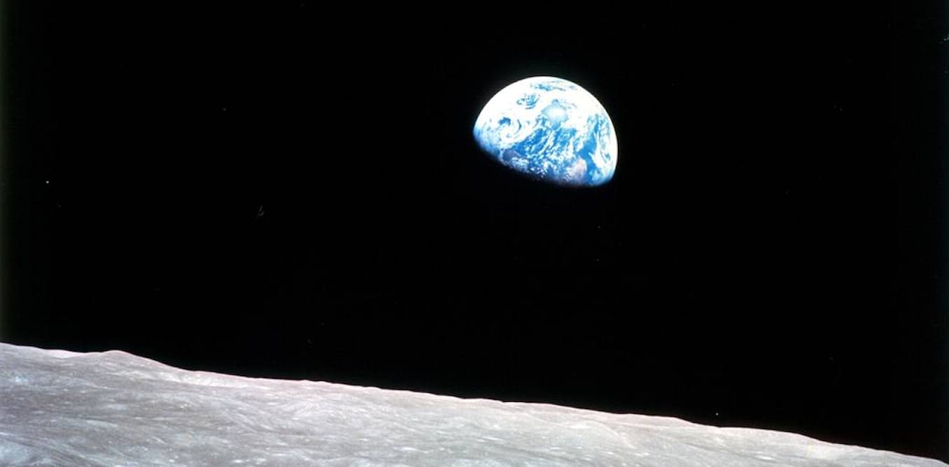 Earthrise, a photo that changed the world