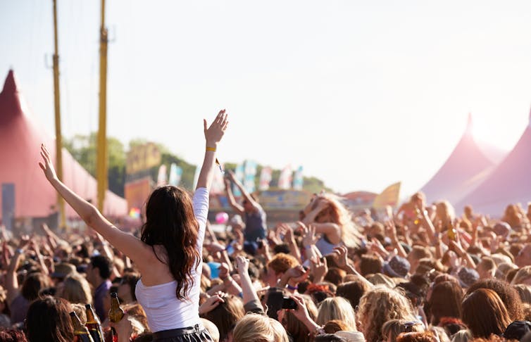 Here's why doctors are backing pill testing at music festivals across Australia