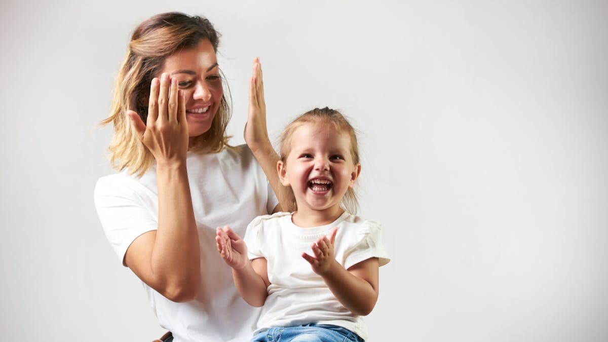 Comment Le Sens De L Humour Vient Aux Enfants Comment Le Sens De L Humour Vient Aux Enfants