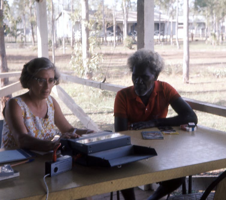 Why do so few Aussies speak an Australian language?