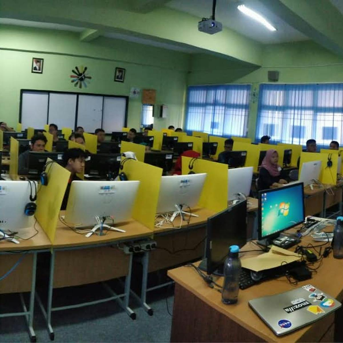 Hasil gambar untuk kursus komputer di jakarta timur