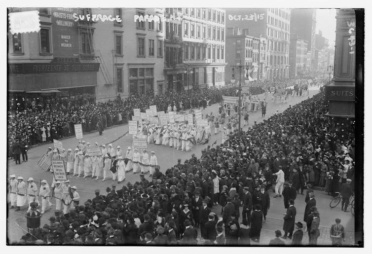 How white became the color of suffrage