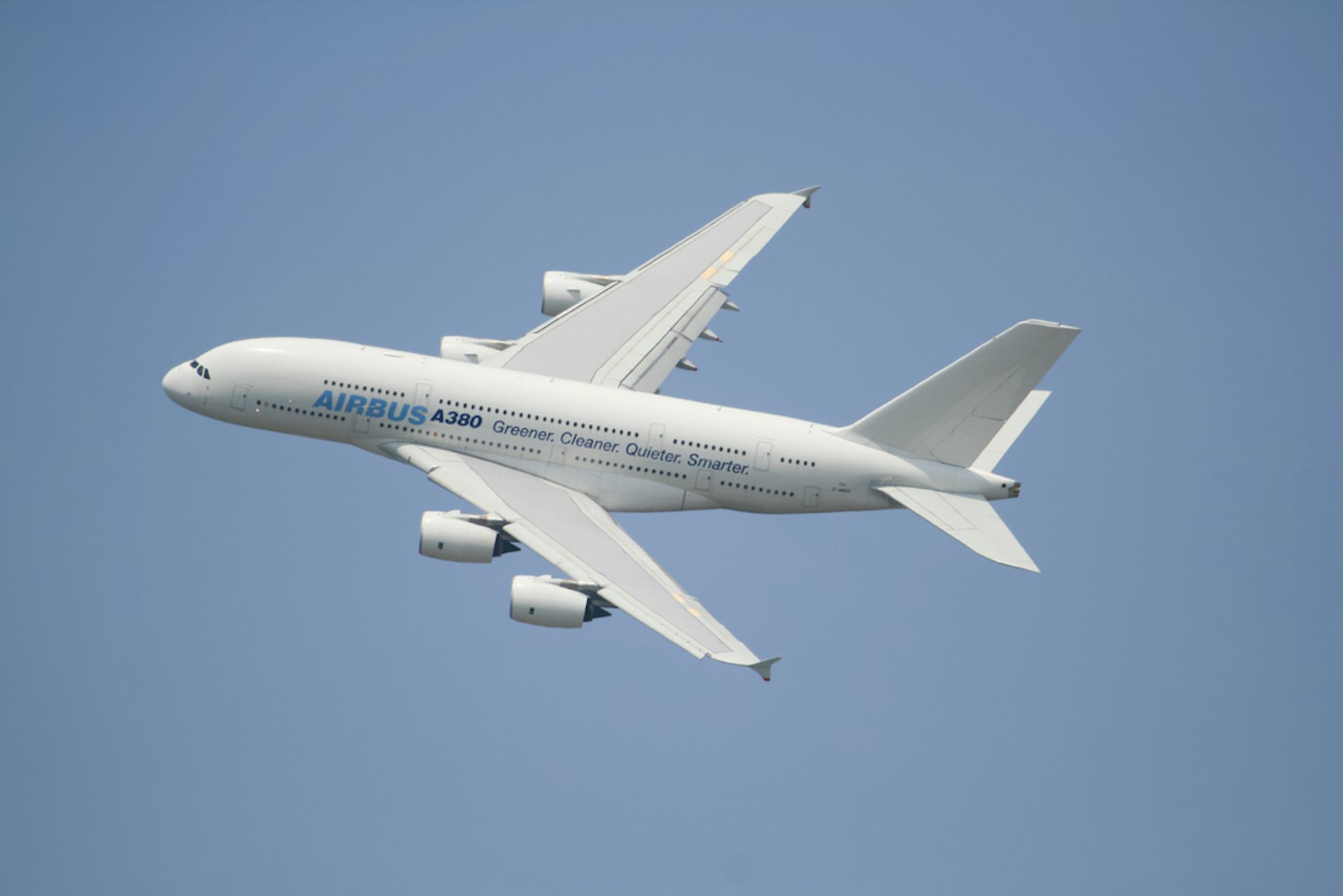 Airbus A380: from high-tech marvel to commercial flop