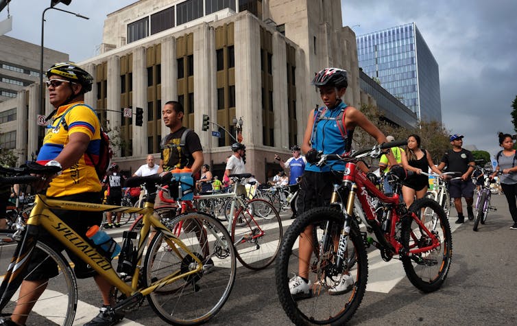Why US cities are becoming more dangerous for cyclists and pedestrians