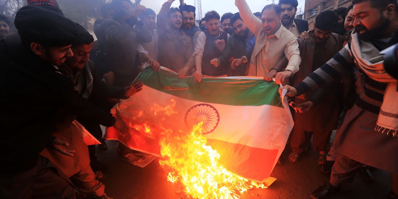 Индия нападения. Индо-пакистанский конфликт Кашмир. Индия и Пакистан: военные конфликты –. Сепаратизм в Индии.