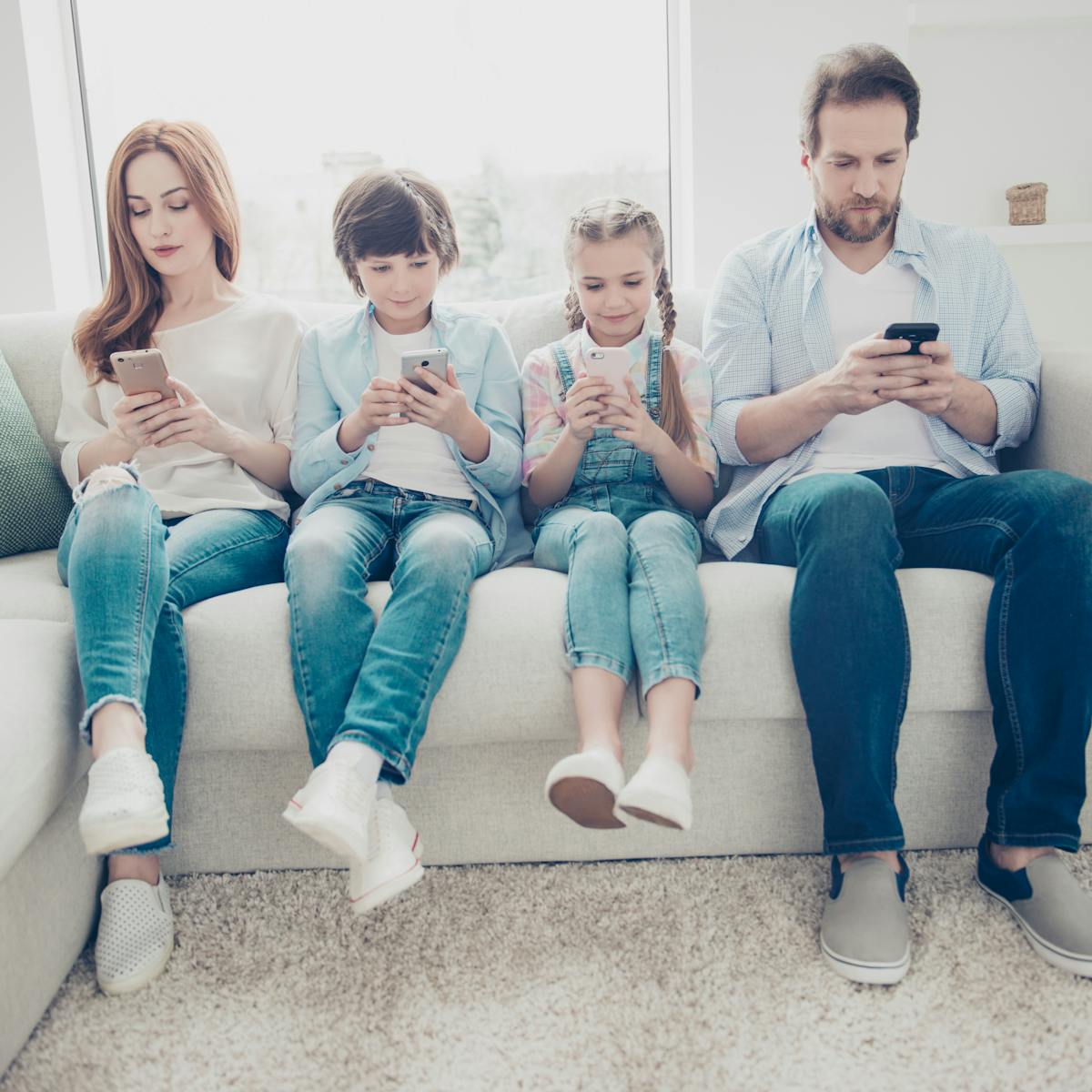 Alone Together How Mobile Devices Have Changed Family Time Alone Together How Mobile Devices Have Changed Family Time