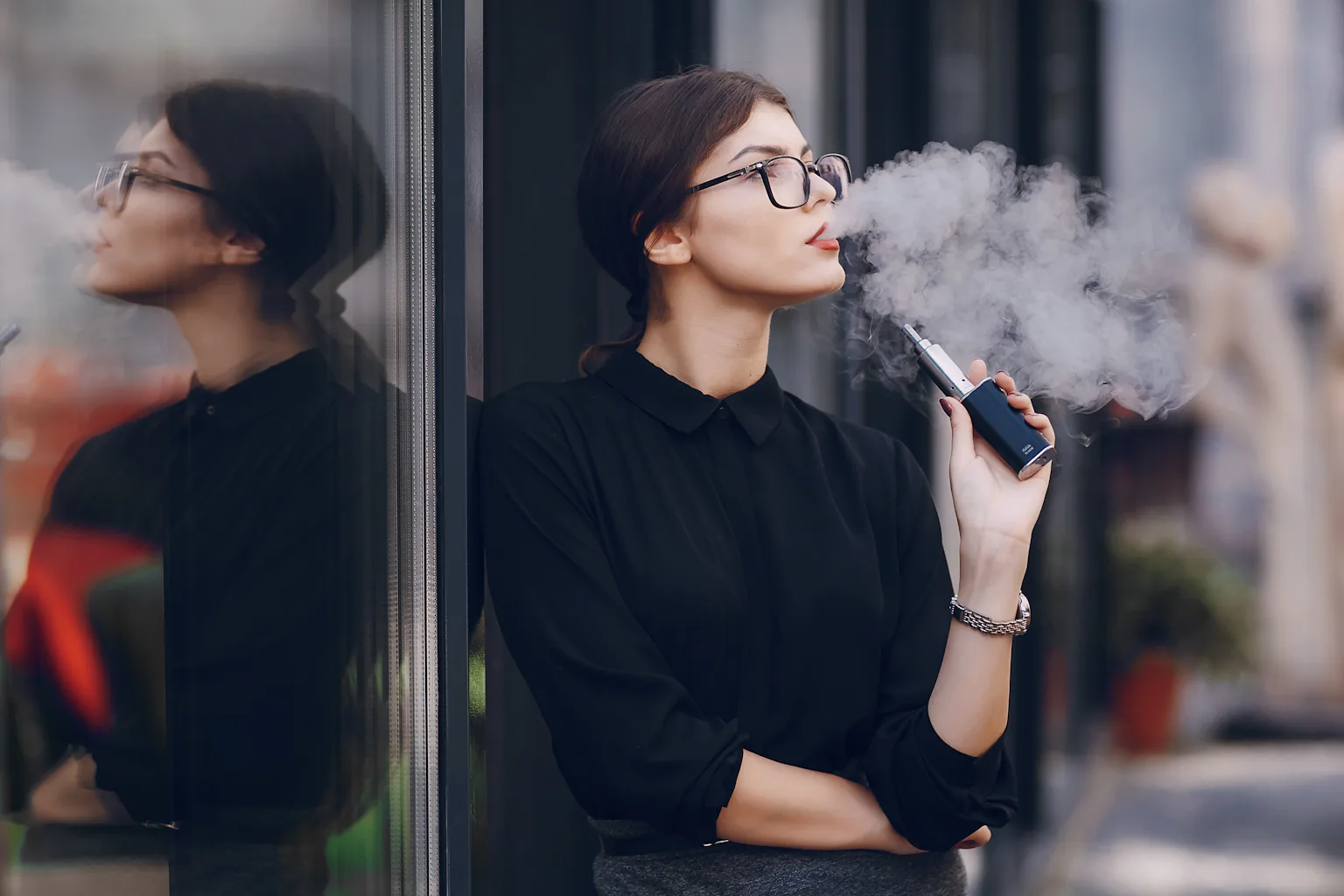 Pour arrter la cigarette, le vapotage est deux fois plus efficace que les patchs ou les gommes mcher Pour arrter la cigarette, le vapotage est deux fois plus efficace que les patchs ou les gommes mcher