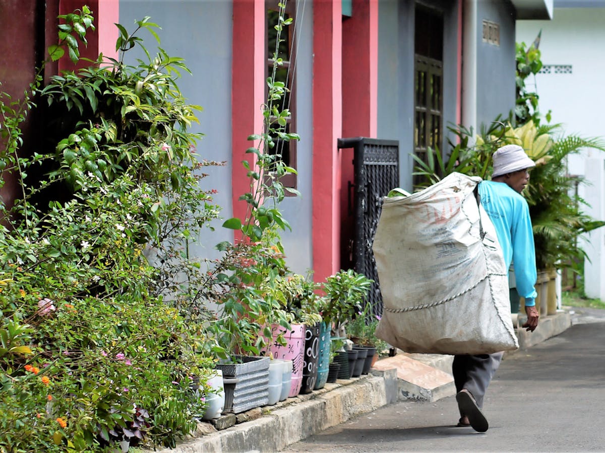 Sampah Perkotaan Dan Cara Pemulung Memperkuat Komunitasnya Sampah Perkotaan Dan Cara Pemulung Memperkuat Komunitasnya