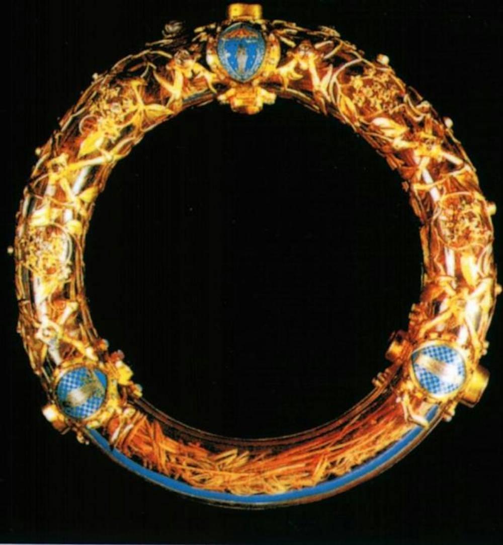 Notre Dame How Christ S Crown Of Thorns Has Survived Crusades Political Upheaval And A Fire But Only Just Notre Dame How Christ S Crown Of Thorns Has Survived Crusades Political Upheaval And A Fire But Only Just
