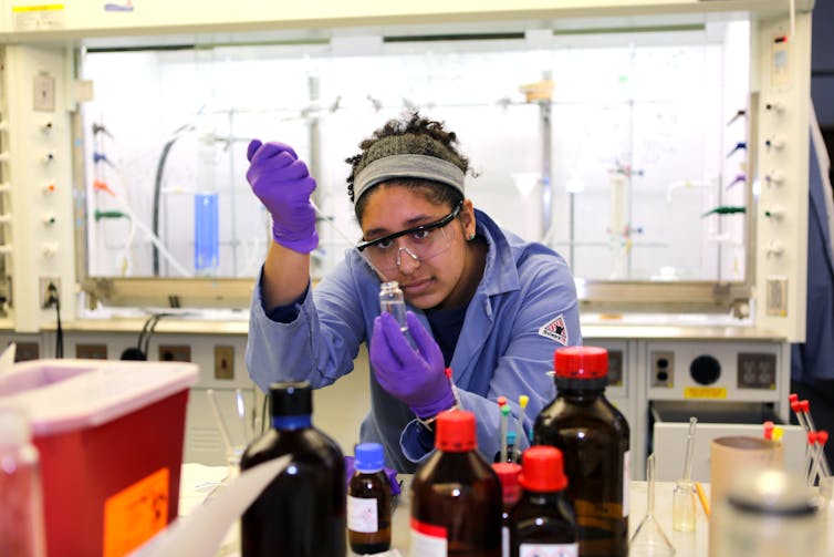 Kristen Gardner, student in the Chancellor’s Science Scholars program at the University of North Carolina at Chapel Hill.Lars Sahl / UNC Chemistry, CC BY