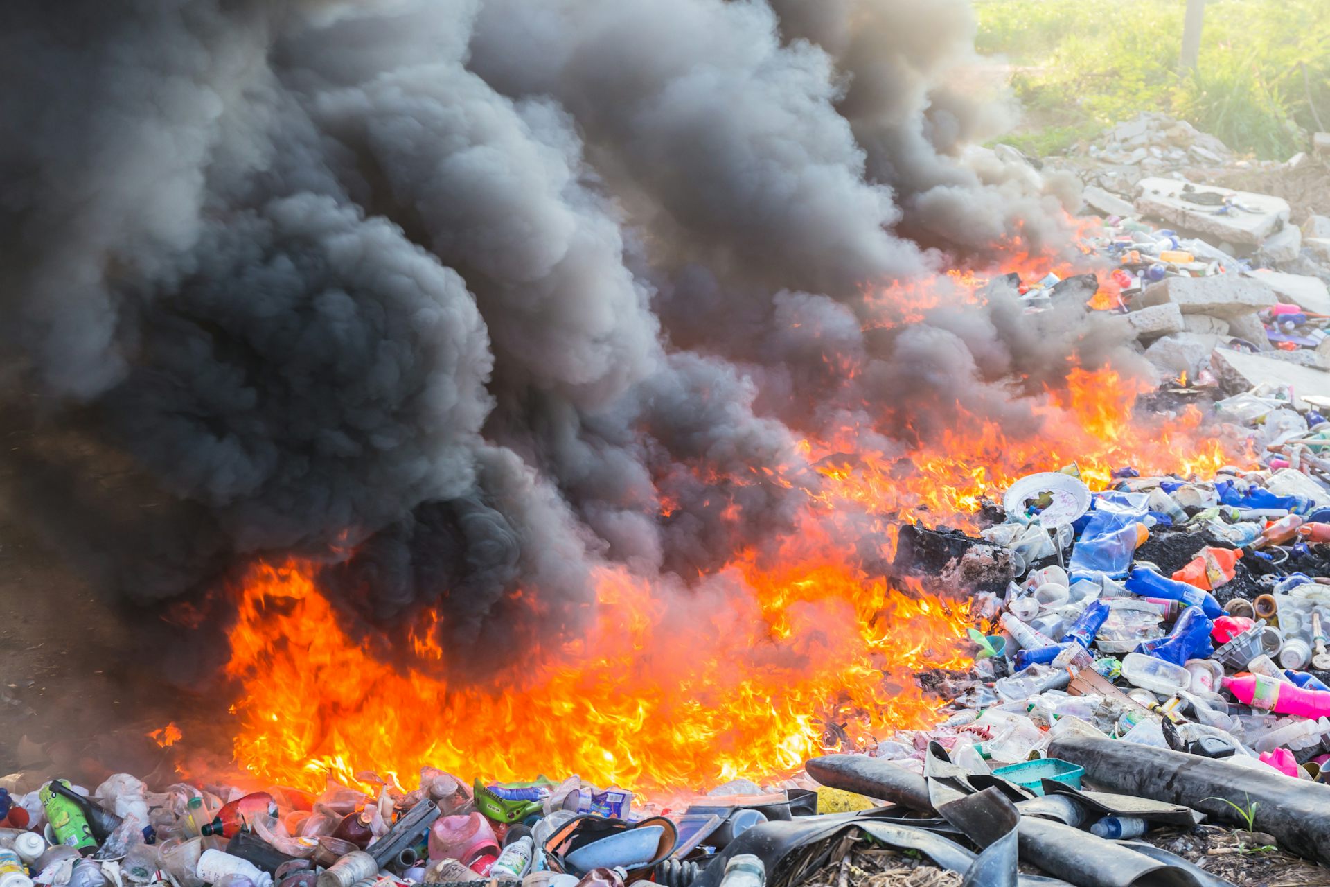 burning trash without creating pollutin