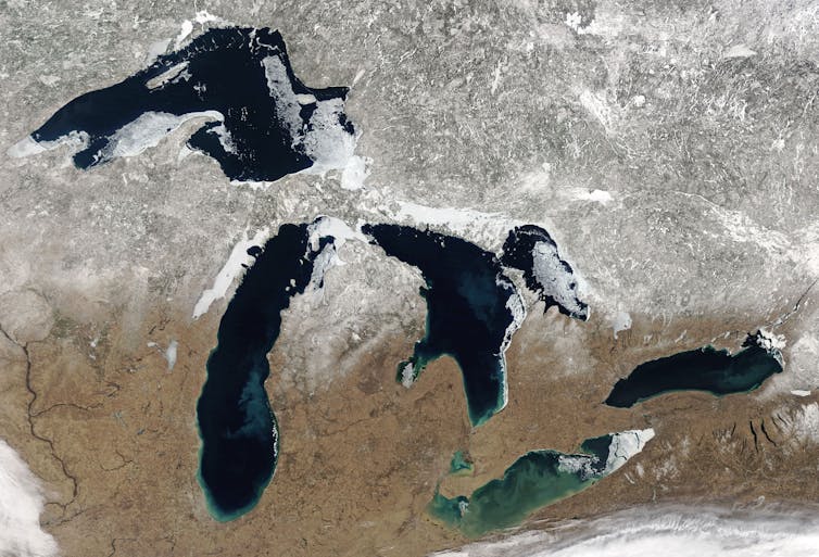 Climate change is driving rapid shifts between high and low water levels on the Great Lakes