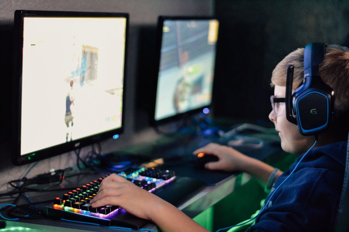 How To Know If Your Child Is Addicted To Video Games And What To Do About It - roblox game addiction