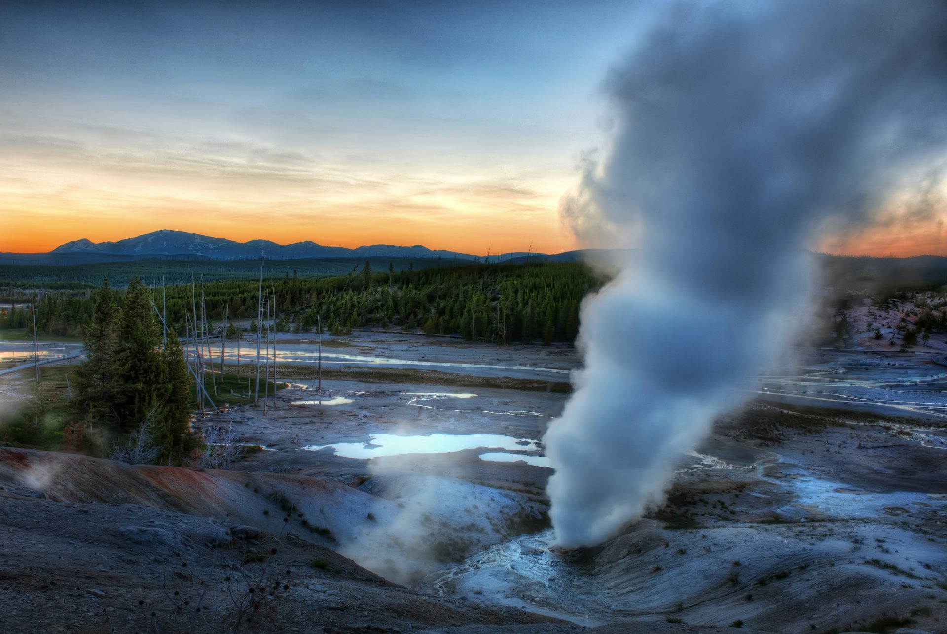 4D Model Solves Yellowstone's Geographical Mysteries