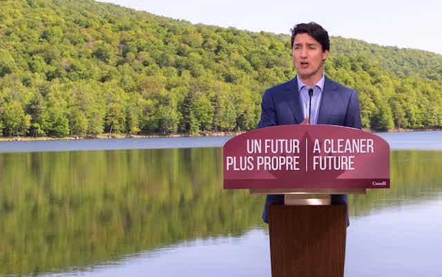 Le Canada va bannir six produits en plastique à usage unique d'ici 2021 –  RCI