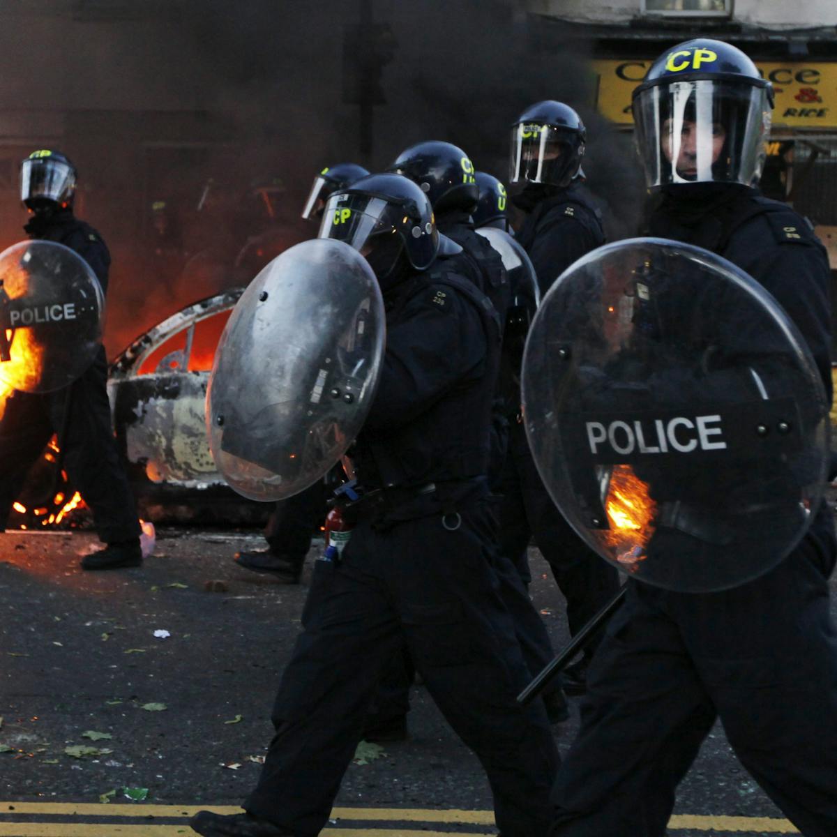 Heavy Handed Police Tactics Won T Curb English Riots