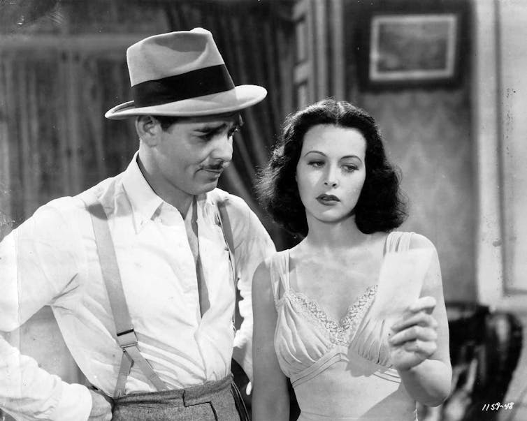 Clark Gable y Hedy Lamarr en Camarada X. Foto: Wikimedia