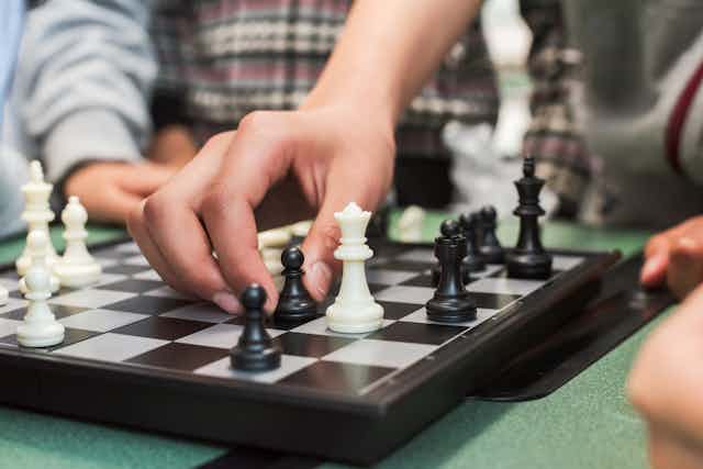 how to improve critical thinking in chess
