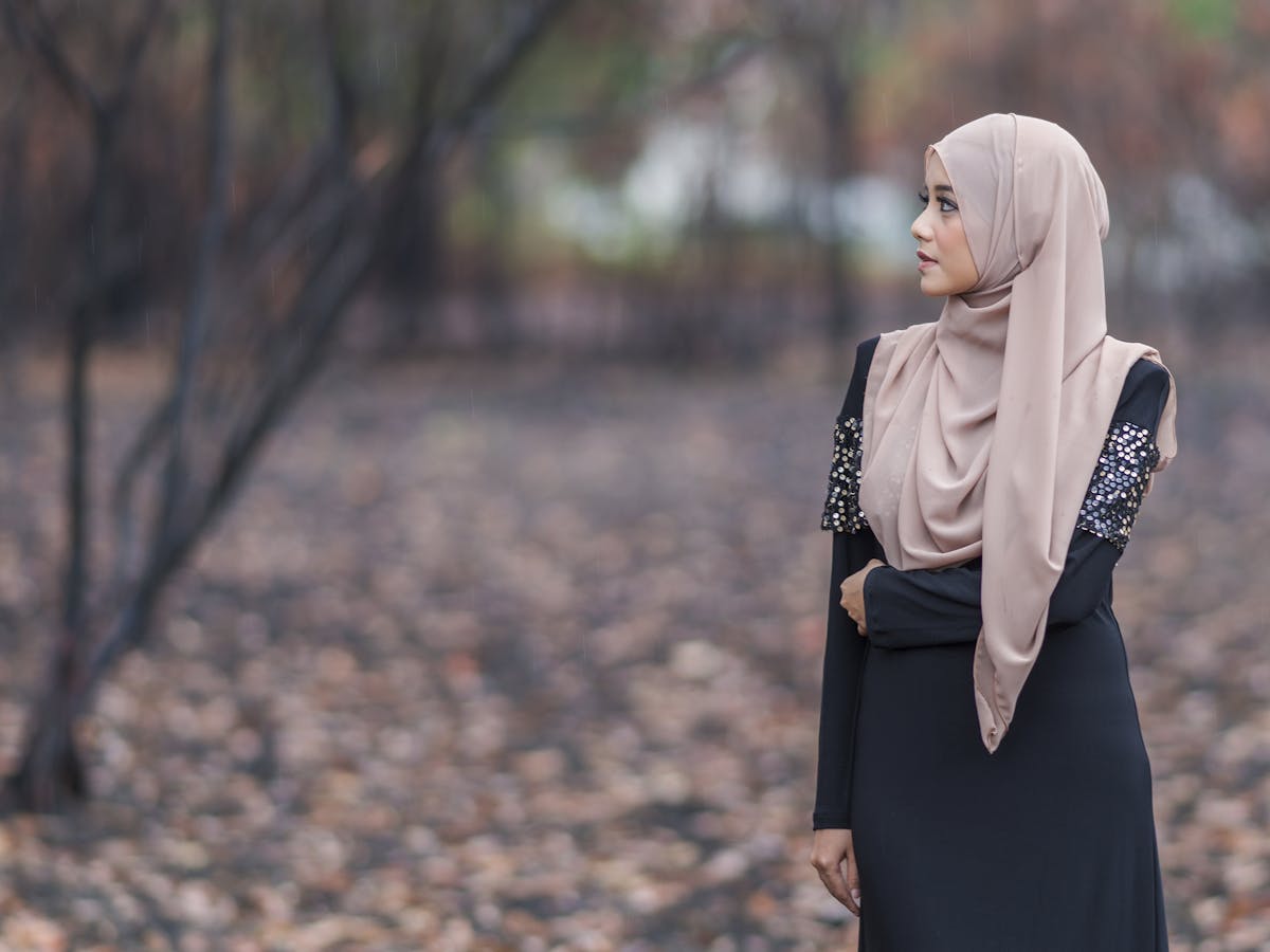 How Muslim Women Break Stereotypes By Mixing Faith And Modesty With Fashion